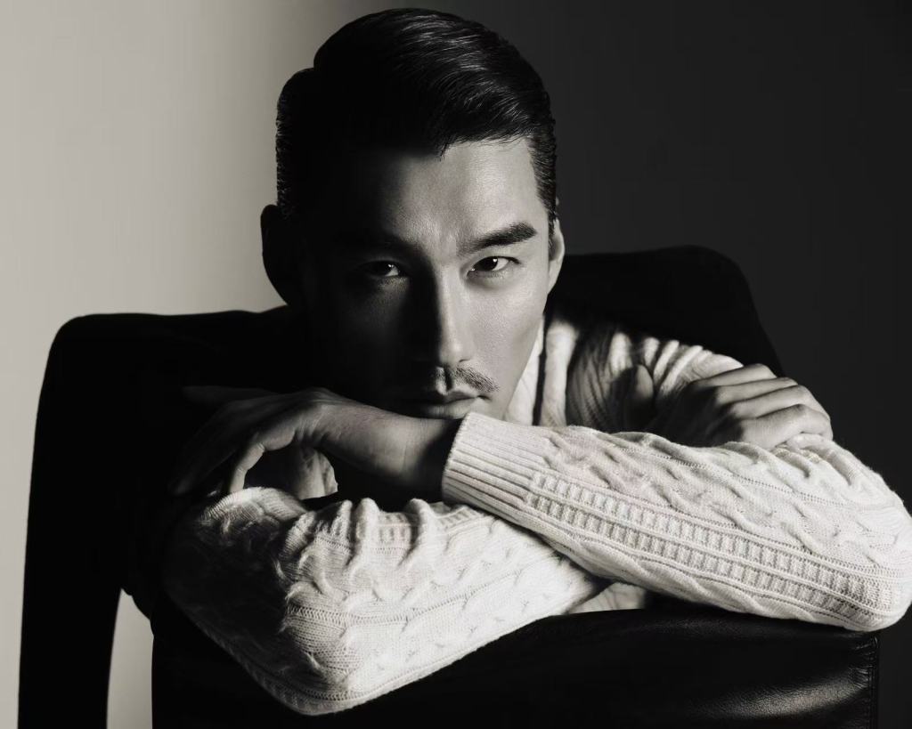 London Fashion Week 2025: Hu Bing celebrates LFW anniversary (exclusive BTS&nbsp;interview)